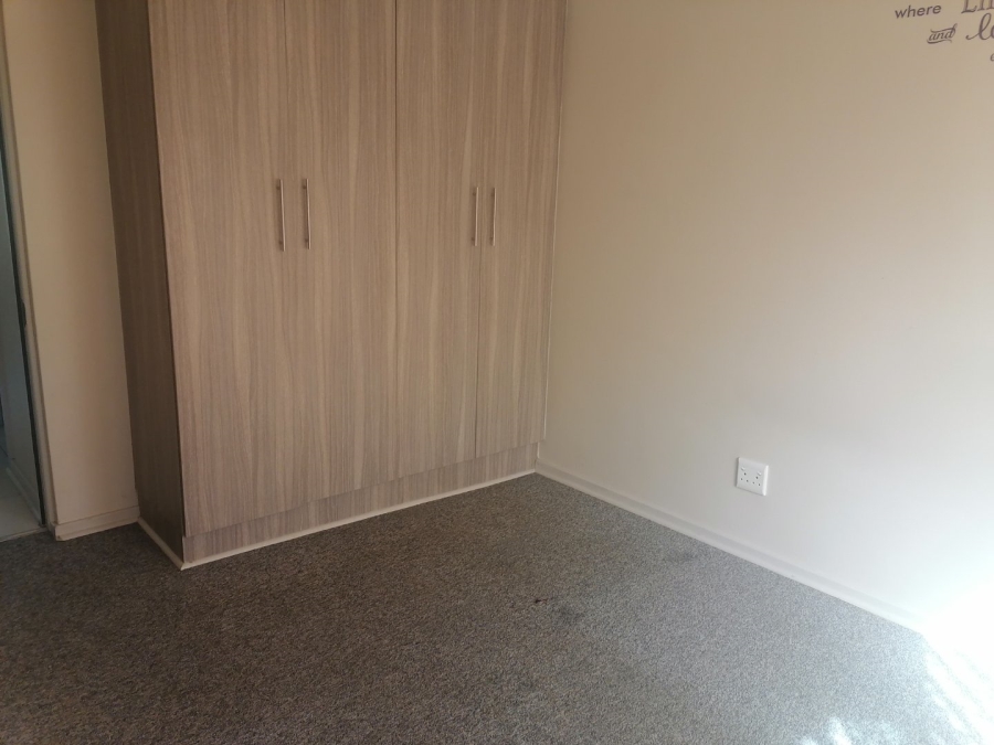 To Let 3 Bedroom Property for Rent in Douglas Valley Free State